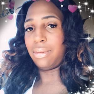 Meet your Posher, Donnitra